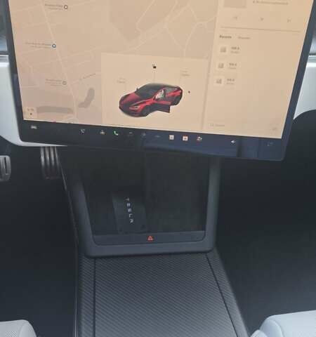 Красный Тесла Модель С, объемом двигателя 0 л и пробегом 15 тыс. км за 67300 $, фото 27 на Automoto.ua