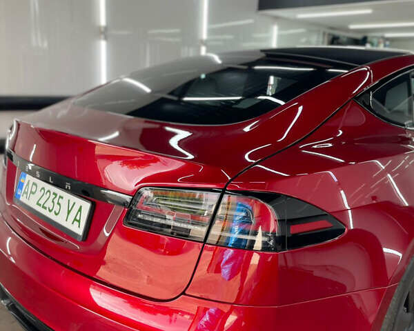 Тесла Модель С 2023 у Запоріжжя на Automoto.ua Червоний Тесла Модель С, об'ємом двигуна 0 л та пробігом 29 тис. км за 48500 $, фото 3 на Automoto.ua