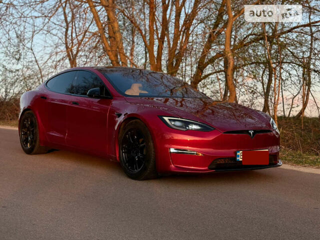 Червоний Тесла Модель С, об'ємом двигуна 0 л та пробігом 13 тис. км за 56700 $, фото 4 на Automoto.ua