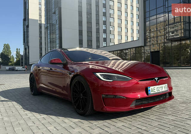 Червоний Тесла Модель С, об'ємом двигуна 0 л та пробігом 15 тис. км за 53500 $, фото 15 на Automoto.ua
