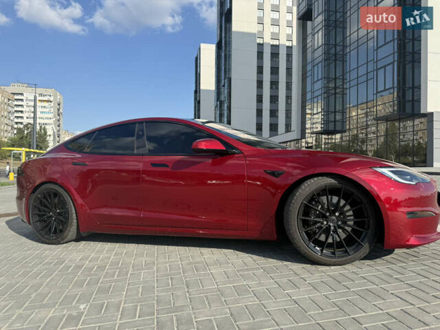Червоний Тесла Модель С, об'ємом двигуна 0 л та пробігом 15 тис. км за 53500 $, фото 5 на Automoto.ua