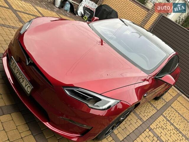 Червоний Тесла Модель С, об'ємом двигуна 0 л та пробігом 1 тис. км за 52900 $, фото 2 на Automoto.ua