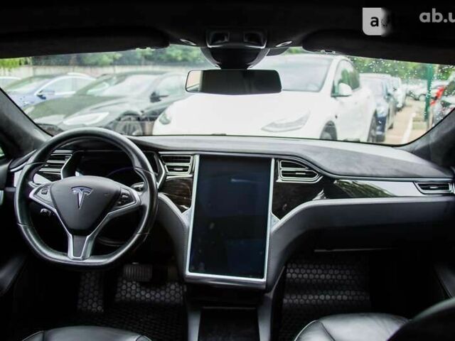 Тесла Модель С 2015 у Києві на Automoto.ua Тесла Модель С, об'ємом двигуна 0 л та пробігом 205 тис. км за 26999 $, фото 13 на Automoto.ua