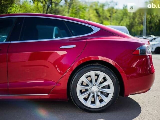 Тесла Модель С 2017 у Києві на Automoto.ua Тесла Модель С, об'ємом двигуна 0 л та пробігом 59 тис. км за 44999 $, фото 3 на Automoto.ua