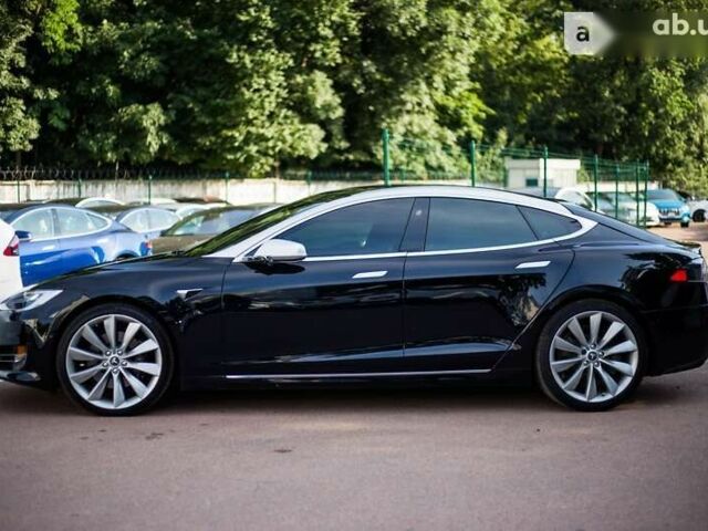 Тесла Модель С 2018 в Киеве на Automoto.ua Тесла Модель С, объемом двигателя 0 л и пробегом 28 тыс. км за 36999 $, фото 2 на Automoto.ua