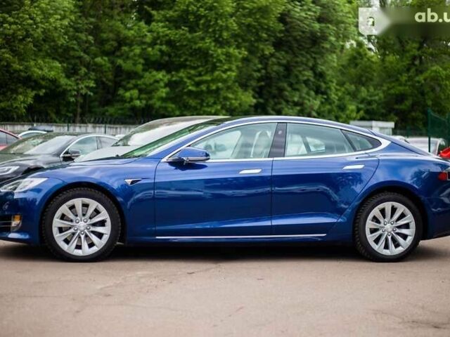Тесла Модель С 2019 у Києві на Automoto.ua Тесла Модель С, об'ємом двигуна 0 л та пробігом 25 тис. км за 52800 $, фото 2 на Automoto.ua
