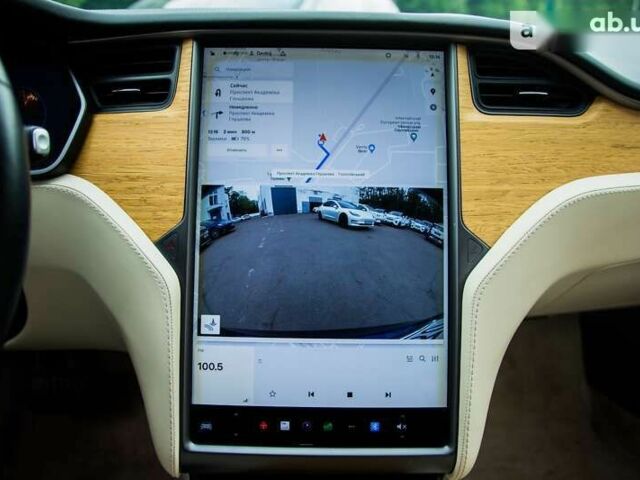 Тесла Модель С 2019 у Києві на Automoto.ua Тесла Модель С, об'ємом двигуна 0 л та пробігом 25 тис. км за 52800 $, фото 16 на Automoto.ua