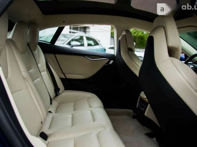 Тесла Модель С 2019 у Києві на Automoto.ua Тесла Модель С, об'ємом двигуна 0 л та пробігом 25 тис. км за 52800 $, фото 11 на Automoto.ua
