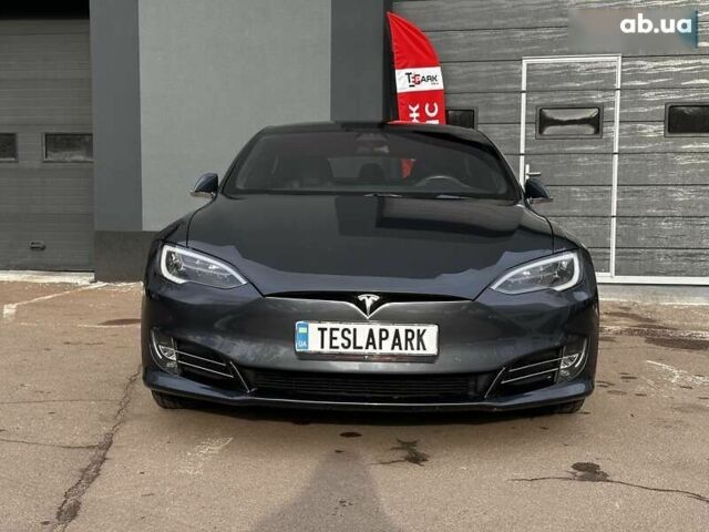 Тесла Модель С, объемом двигателя 4.25 л и пробегом 88 тыс. км за 18499 $, фото 1 на Automoto.ua