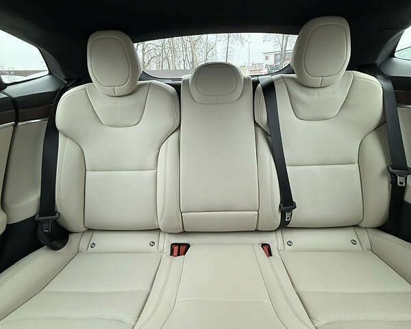 Тесла Модель С, объемом двигателя 4.25 л и пробегом 33 тыс. км за 39900 $, фото 20 на Automoto.ua