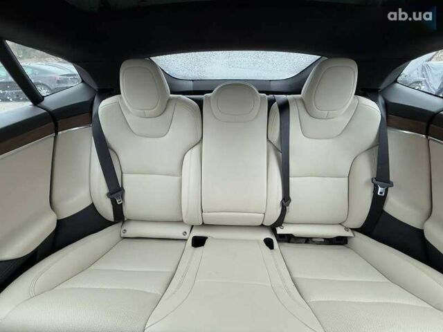 Тесла Модель С, объемом двигателя 4.25 л и пробегом 2 тыс. км за 22500 $, фото 8 на Automoto.ua