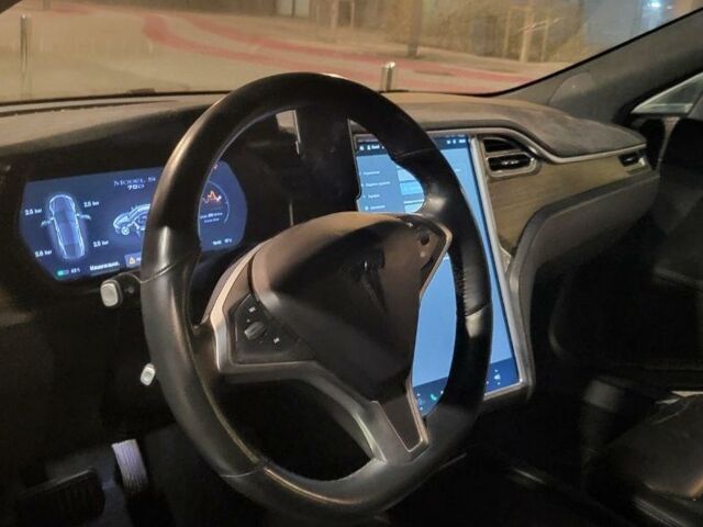 Тесла Модель С, объемом двигателя 0 л и пробегом 75 тыс. км за 24990 $, фото 10 на Automoto.ua