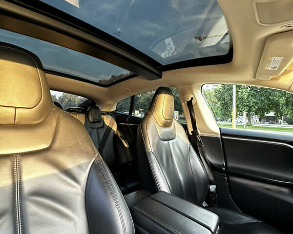 Тесла Модель С, объемом двигателя 0 л и пробегом 96 тыс. км за 17900 $, фото 17 на Automoto.ua