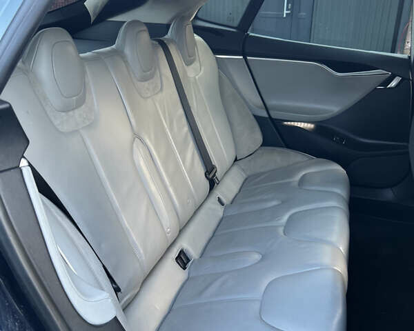 Тесла Модель С, объемом двигателя 0 л и пробегом 158 тыс. км за 13500 $, фото 42 на Automoto.ua