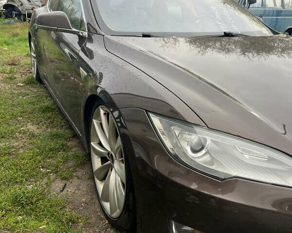 Тесла Модель С, об'ємом двигуна 0 л та пробігом 248 тис. км за 10500 $, фото 1 на Automoto.ua