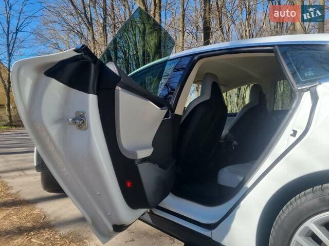 Тесла Модель С, объемом двигателя 0 л и пробегом 190 тыс. км за 13500 $, фото 24 на Automoto.ua