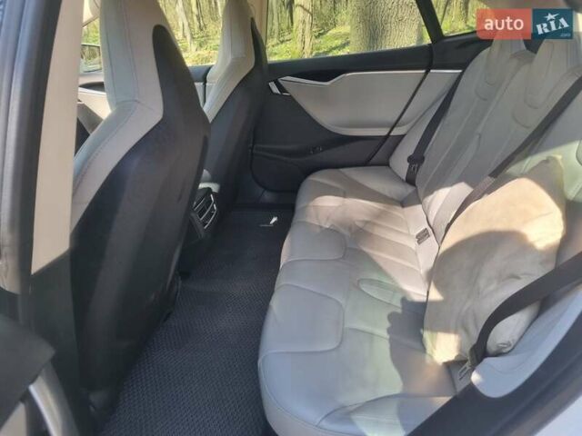 Тесла Модель С, объемом двигателя 0 л и пробегом 190 тыс. км за 13500 $, фото 17 на Automoto.ua