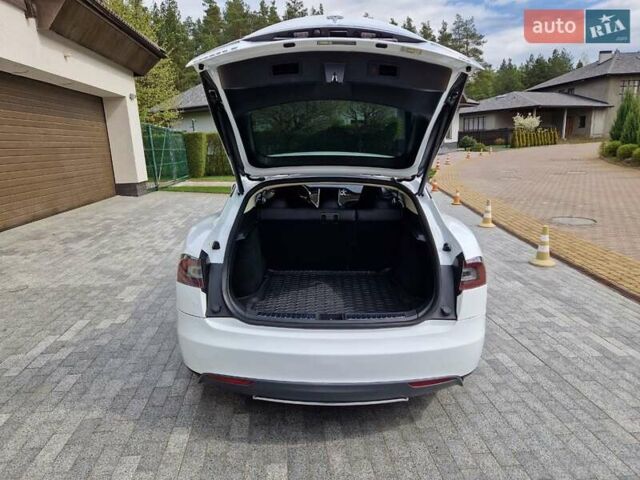 Тесла Модель С, объемом двигателя 0 л и пробегом 268 тыс. км за 14000 $, фото 9 на Automoto.ua