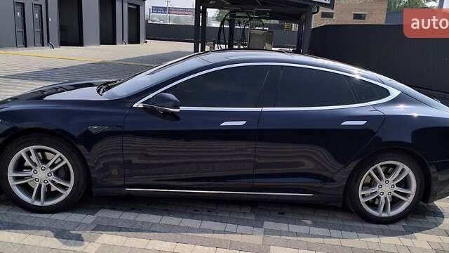 Тесла Модель С, объемом двигателя 0 л и пробегом 130 тыс. км за 21900 $, фото 6 на Automoto.ua
