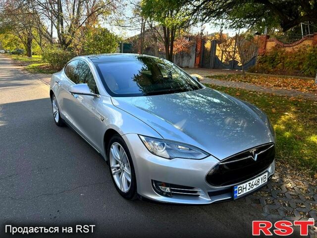 Тесла Модель С, объемом двигателя 0.28 л и пробегом 221 тыс. км за 11900 $, фото 4 на Automoto.ua