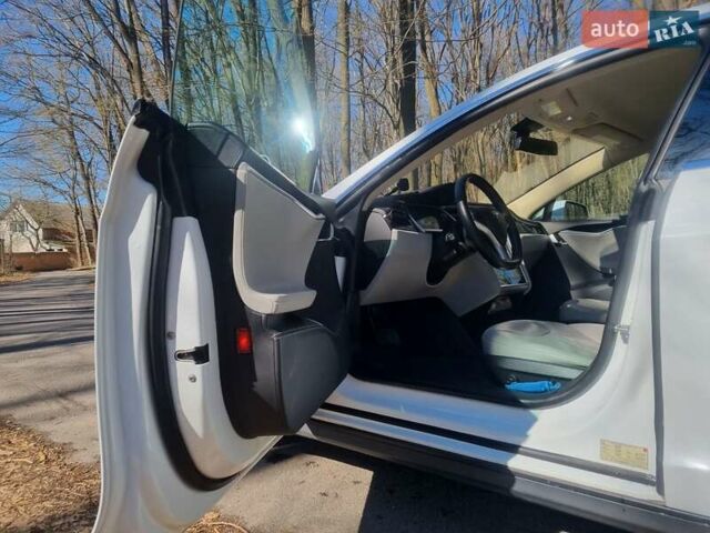 Тесла Модель С, объемом двигателя 0 л и пробегом 190 тыс. км за 13500 $, фото 27 на Automoto.ua