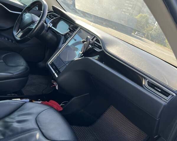 Тесла Модель С, объемом двигателя 0 л и пробегом 221 тыс. км за 14600 $, фото 16 на Automoto.ua