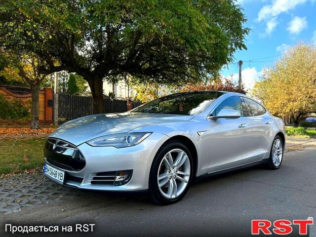 Тесла Модель С, объемом двигателя 0.28 л и пробегом 221 тыс. км за 11900 $, фото 2 на Automoto.ua
