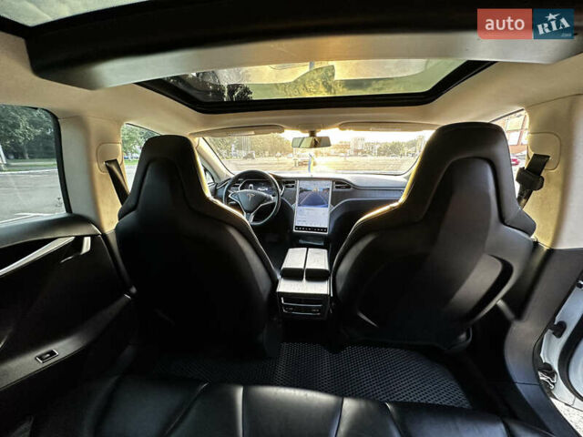 Тесла Модель С, объемом двигателя 0 л и пробегом 96 тыс. км за 17900 $, фото 15 на Automoto.ua