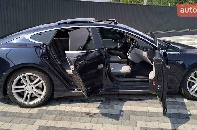 Тесла Модель С, объемом двигателя 0 л и пробегом 130 тыс. км за 21900 $, фото 12 на Automoto.ua