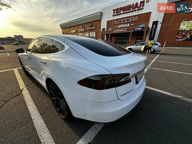 Тесла Модель С, объемом двигателя 0 л и пробегом 96 тыс. км за 17900 $, фото 5 на Automoto.ua