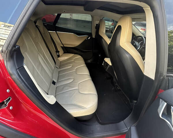 Тесла Модель С, объемом двигателя 0 л и пробегом 150 тыс. км за 16000 $, фото 3 на Automoto.ua
