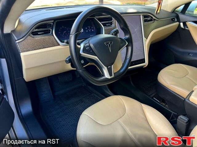 Тесла Модель С, объемом двигателя 0.28 л и пробегом 221 тыс. км за 11900 $, фото 8 на Automoto.ua