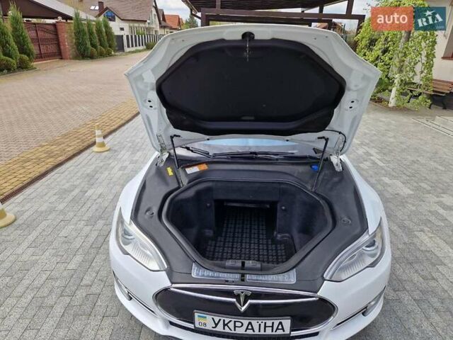 Тесла Модель С, объемом двигателя 0 л и пробегом 268 тыс. км за 14000 $, фото 10 на Automoto.ua