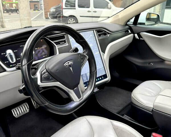 Тесла Модель С, объемом двигателя 0 л и пробегом 285 тыс. км за 13000 $, фото 12 на Automoto.ua
