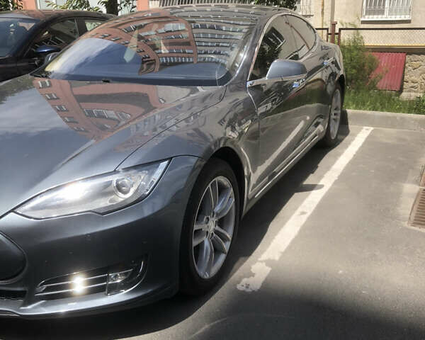 Тесла Модель С, объемом двигателя 0 л и пробегом 107 тыс. км за 12999 $, фото 1 на Automoto.ua
