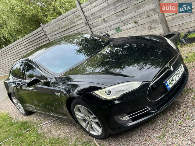 Тесла Модель С, объемом двигателя 0 л и пробегом 220 тыс. км за 13000 $, фото 1 на Automoto.ua