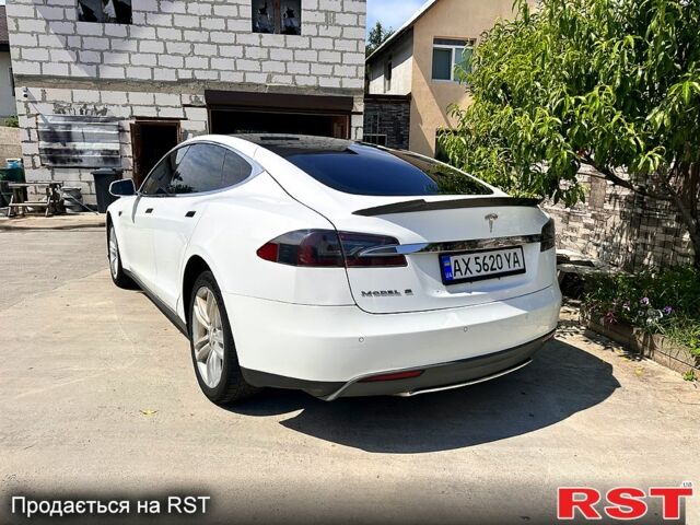Тесла Модель С, объемом двигателя 0.25 л и пробегом 280 тыс. км за 10900 $, фото 1 на Automoto.ua