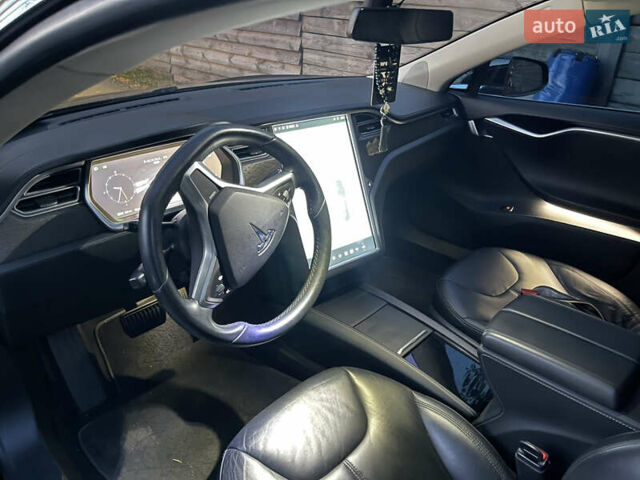 Тесла Модель С, объемом двигателя 0 л и пробегом 220 тыс. км за 13000 $, фото 4 на Automoto.ua