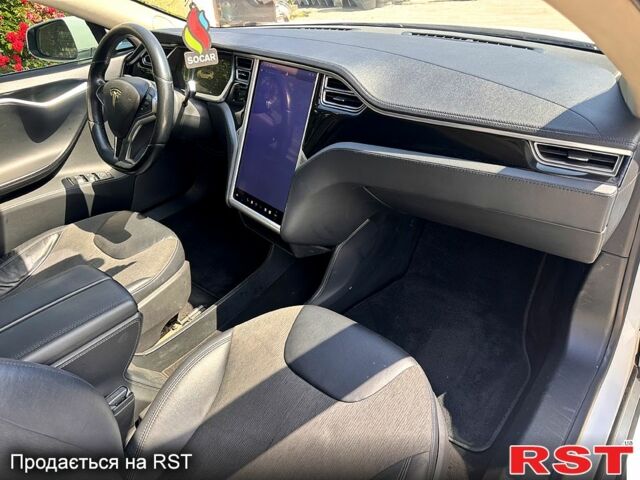 Тесла Модель С, объемом двигателя 0.25 л и пробегом 280 тыс. км за 10900 $, фото 4 на Automoto.ua