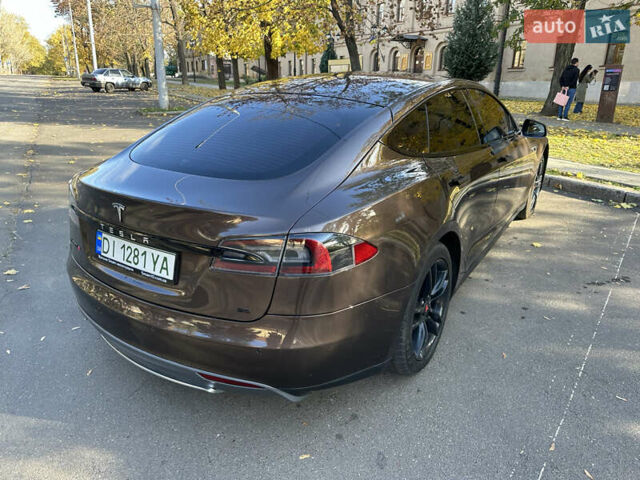 Тесла Модель С, объемом двигателя 0 л и пробегом 155 тыс. км за 15800 $, фото 6 на Automoto.ua