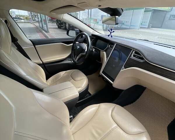 Тесла Модель С, объемом двигателя 0 л и пробегом 162 тыс. км за 18200 $, фото 30 на Automoto.ua