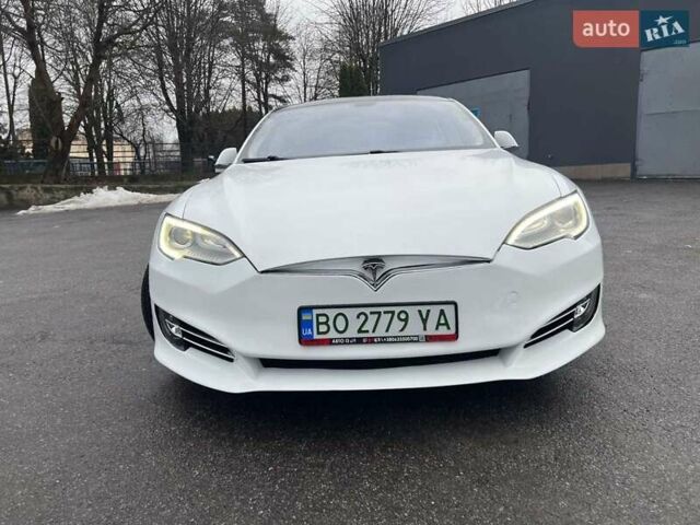 Тесла Модель С, объемом двигателя 0 л и пробегом 170 тыс. км за 16900 $, фото 1 на Automoto.ua