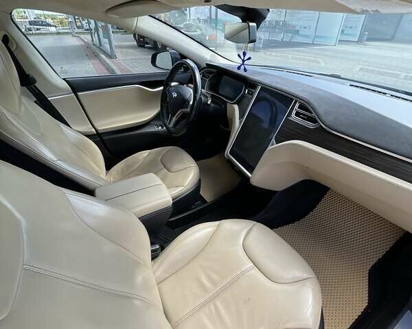 Тесла Модель С, объемом двигателя 0 л и пробегом 162 тыс. км за 18200 $, фото 33 на Automoto.ua