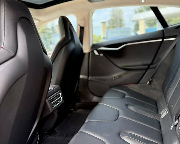 Тесла Модель С, объемом двигателя 0 л и пробегом 146 тыс. км за 14950 $, фото 19 на Automoto.ua