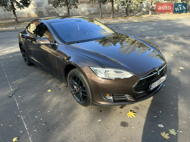 Тесла Модель С, объемом двигателя 0 л и пробегом 155 тыс. км за 15800 $, фото 1 на Automoto.ua