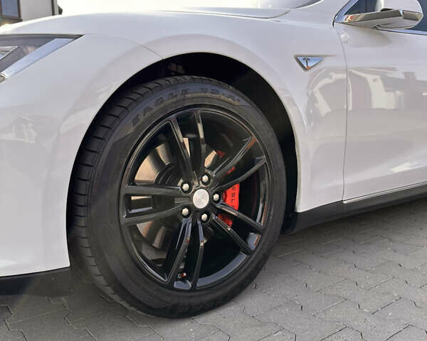 Тесла Модель С, объемом двигателя 0 л и пробегом 110 тыс. км за 18000 $, фото 6 на Automoto.ua
