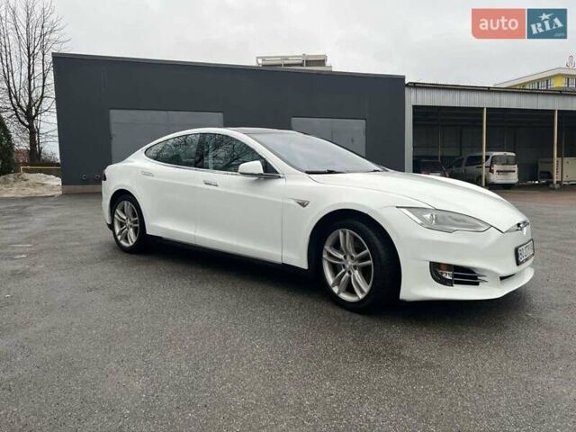 Тесла Модель С, объемом двигателя 0 л и пробегом 170 тыс. км за 16900 $, фото 29 на Automoto.ua