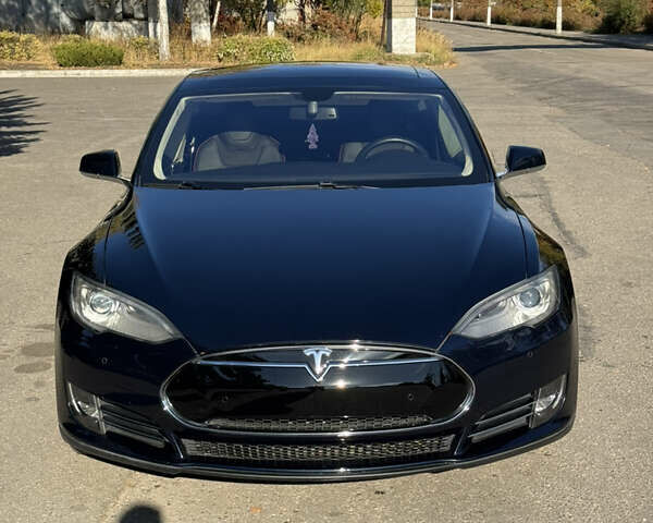 Тесла Модель С, объемом двигателя 0 л и пробегом 75 тыс. км за 18000 $, фото 1 на Automoto.ua