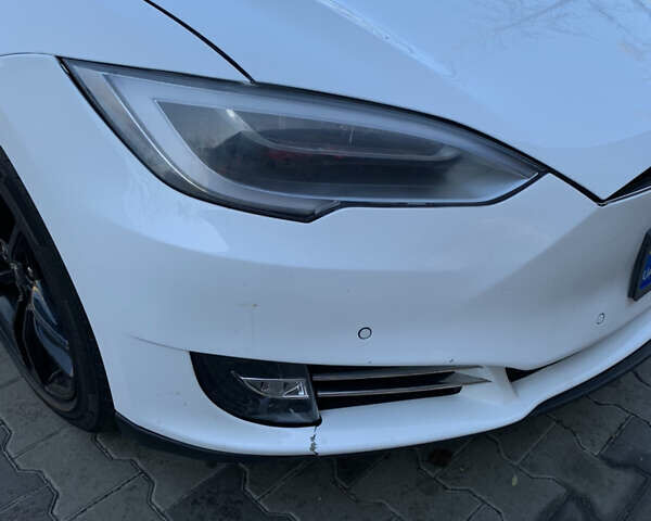 Тесла Модель С, объемом двигателя 0 л и пробегом 220 тыс. км за 16900 $, фото 1 на Automoto.ua