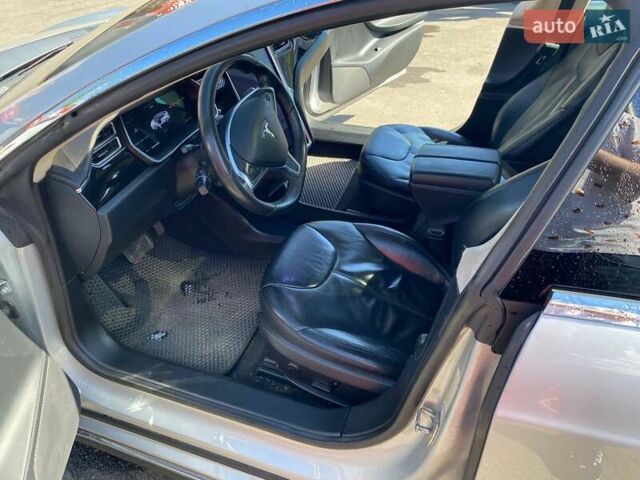 Тесла Модель С, объемом двигателя 0 л и пробегом 162 тыс. км за 13800 $, фото 3 на Automoto.ua